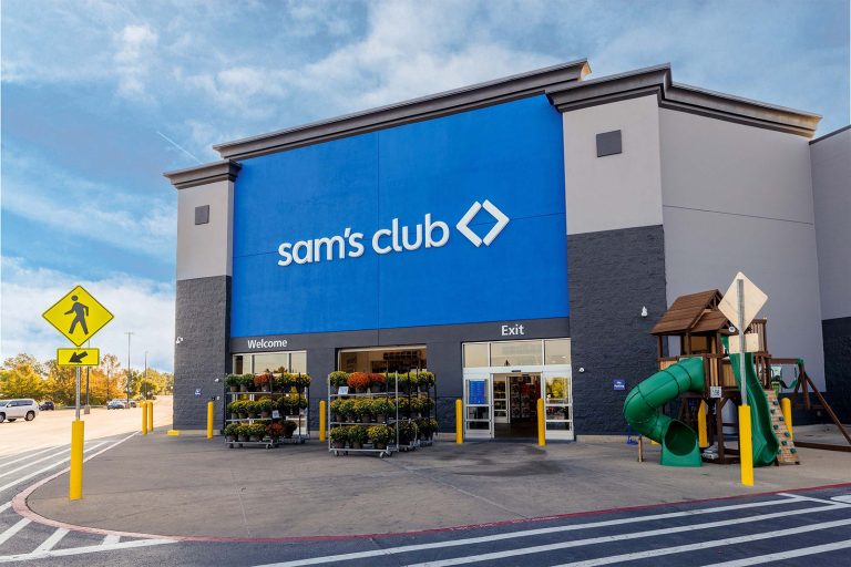 Is Sam's Club Open on the 4th of July 2024