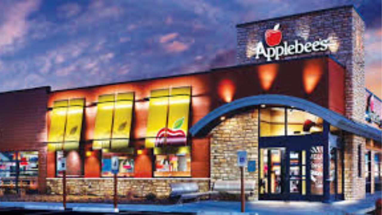 Is Applebee's Open On Labor Day