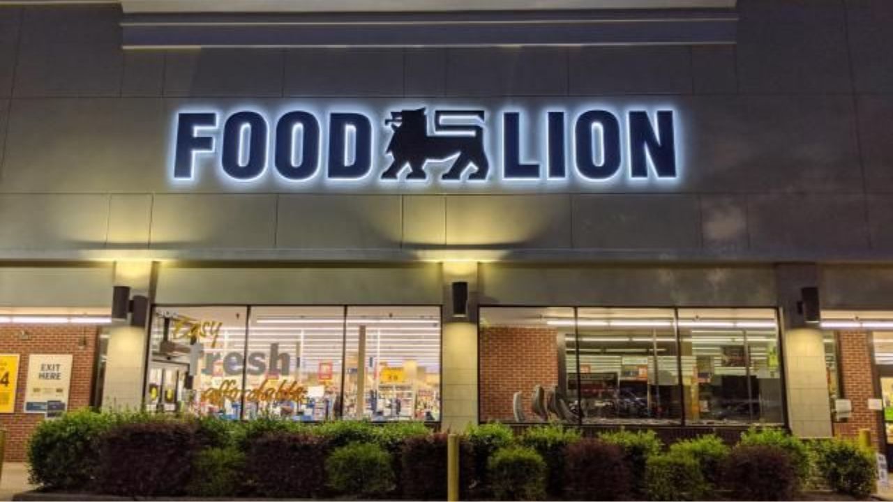 is food lion open on labor day